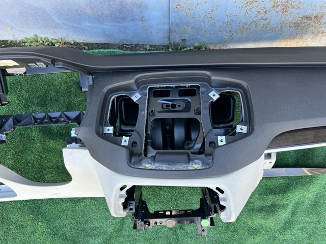 VOLVO 31688115 Торпедо в наличии Украина