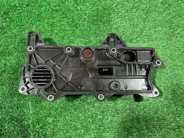 Крышка клапанная Вольво Ви 60 II