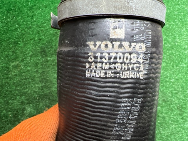 32222071 VOLVO Шланг (патрубок) интеркуллера купить в Киев