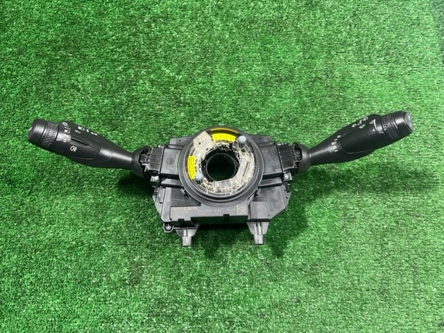 32266884 VOLVO Подрулевой переключатель купить в Тернополь