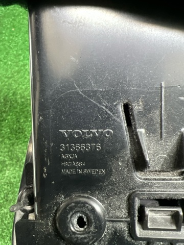 Бардачок 39829132 VOLVO