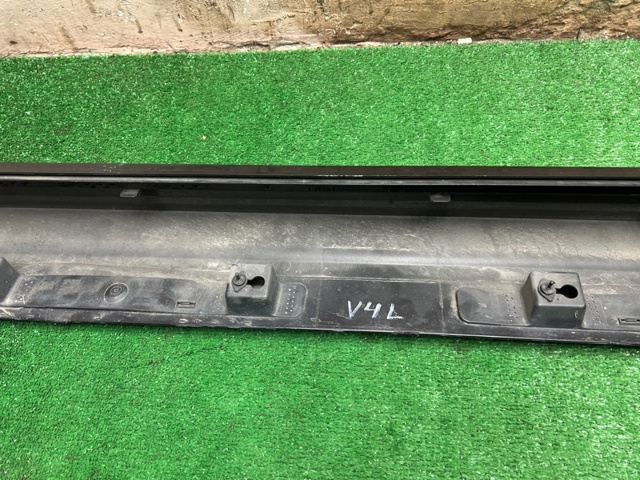 VOLVO 39849293 Накладка (молдинг) порога наружная левая в наличии Хмельницкий