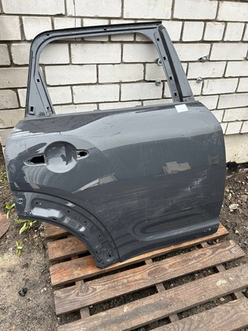 Задняя правая дверь 41007438598 BMW