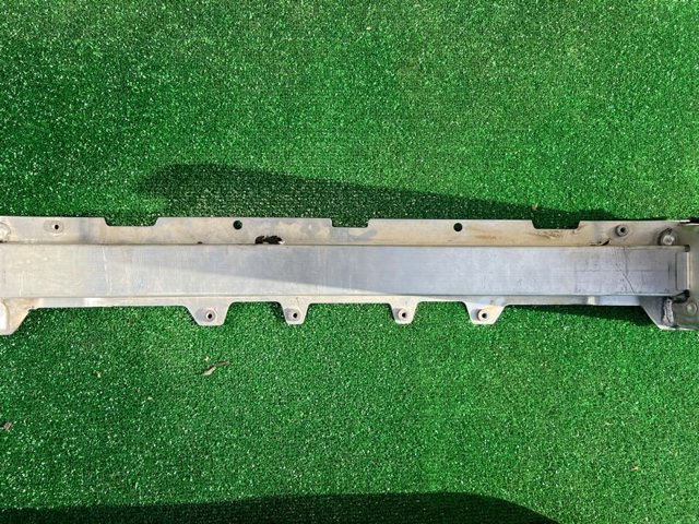 BMW 51117399911 Усилитель переднего бампера в наличии Каменское