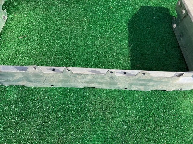 BMW 51117399911 Усилитель бампера переднего в наличии Украина