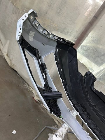 VAG 565807221 Бампер передний в наличии Житомир