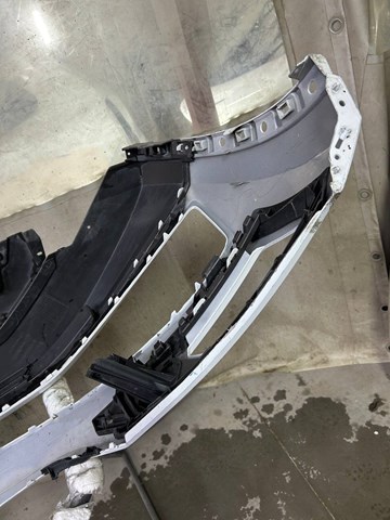 565807221 VAG Передний бампер купить в Житомир