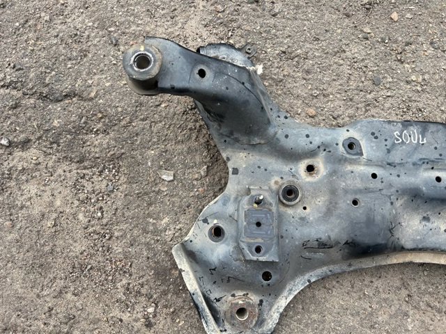 HYUNDAI 62405B2040 Подрамник передний в наличии Чернигов
