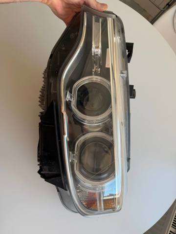 BMW 63117377852 Фара правая в наличии Ровно