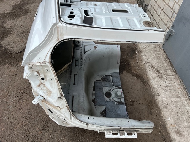 HYUNDAI 715030BC00 Крыло заднее левое в наличии Винница