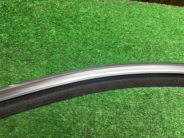7P08539867Z7 VAG Молдинг лобового стекла правый купить в Сумы
