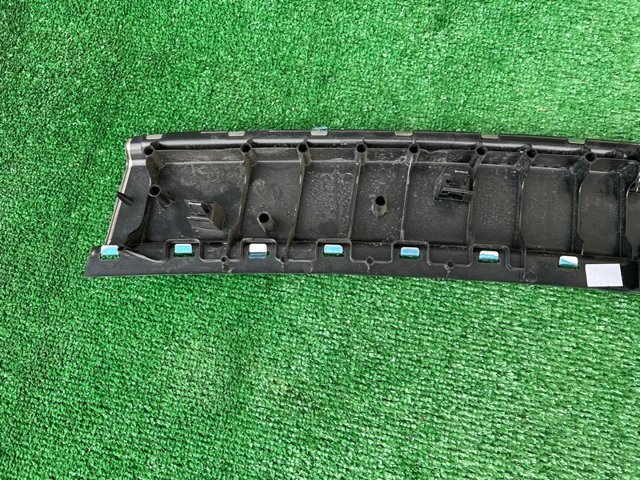 7P0863459F5R5 VAG Облицовка задней панели багажника купить в Черкассы