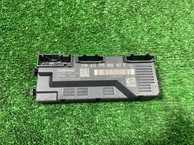 7P5959107E PORSCHE Модуль управления (ЭБУ) открытия крышки багажника (двери 3/5-й задней) купить в Николаев