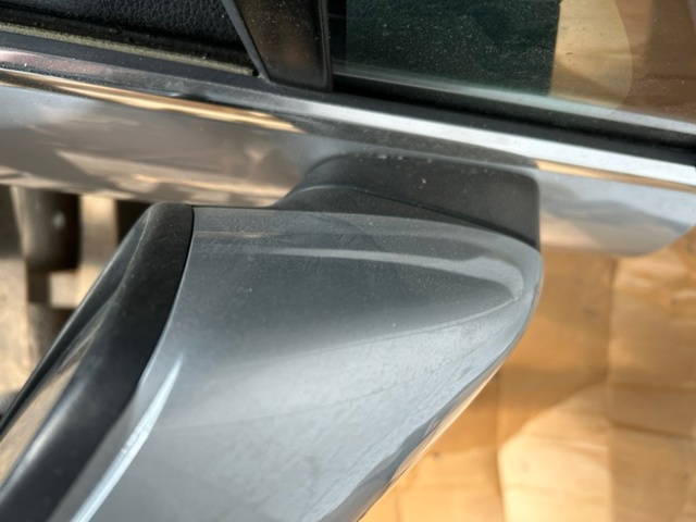 VAG 7P6857508A9B9 Зеркало заднего вида правое в наличии Кривой Рог