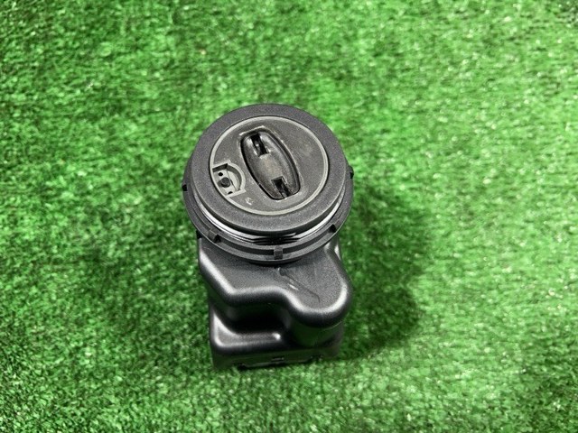 PORSCHE 7PP905865F Замок зажигания в наличии Николаев