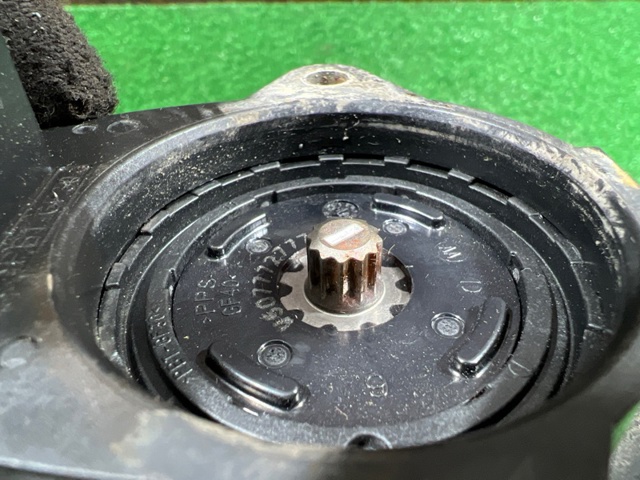 Мотор привода тормозного суппорта заднего 8K0998281A PORSCHE