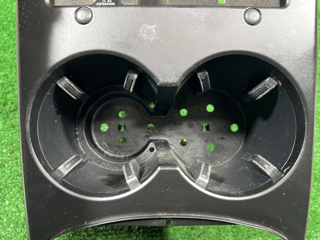 Подстаканник подлокотника центральной консоли 8R0862533B5Q0 PORSCHE