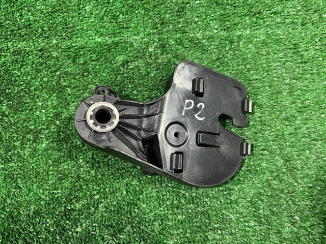 Кронштейн ручки открывания капота 8R182363301C PORSCHE