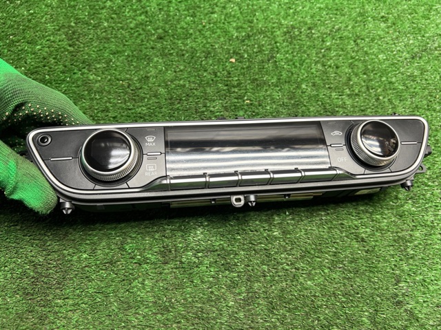 Блок управления печкой 8W0820043F5PR VAG