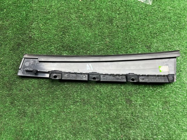 8W0839901A5FQ Накладка двери задней левой вертикальная купить Чернигов
