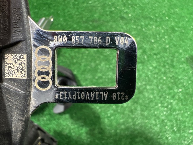 Ремень безопасности передний правый 8W0857706DV04 VAG