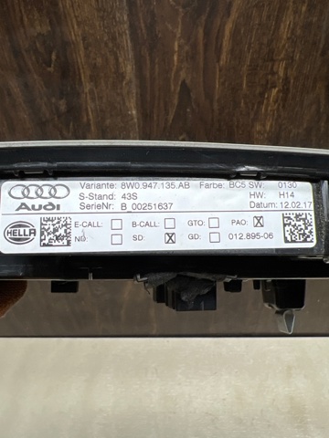 8W0947135AKBC5 Плафон салона купить Николаев