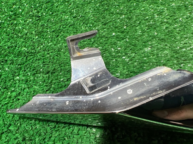 NISSAN 908105NA0A Молдинг крышки багажника в наличии Каменское