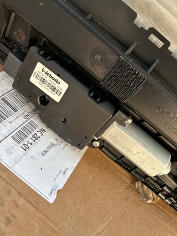 912104GA1A NISSAN Крышка люка крыши купить в Днепр