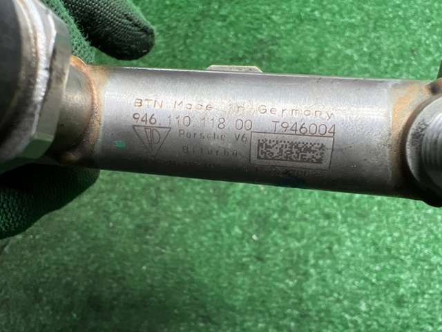 94611011800 PORSCHE Распределитель топлива (рампа) левый купить в Винница