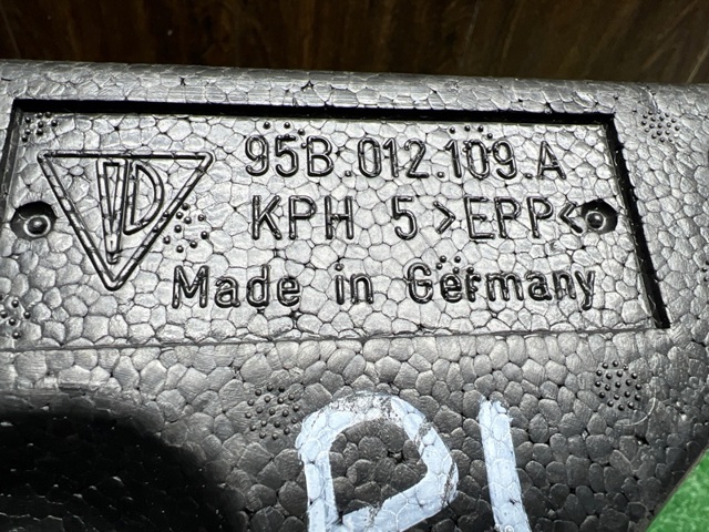 PORSCHE 95B012109A в наличии Ирпень
