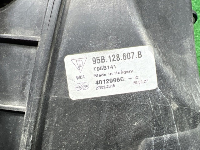 Корпус воздушного фильтра, левый 95B128607B PORSCHE