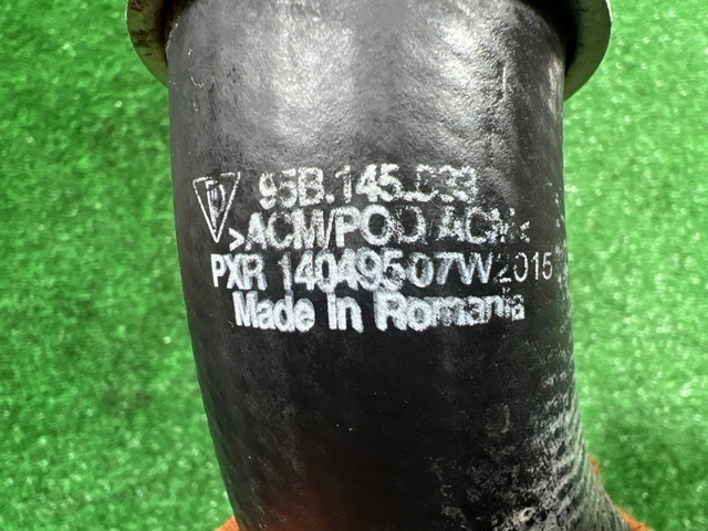 95B145833 PORSCHE Шланг (патрубок) интеркуллера купить в Сумы