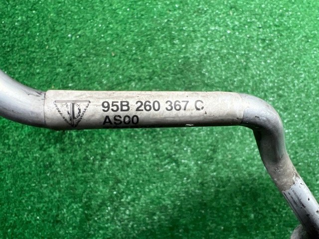 PORSCHE 95B260367C Шланг кондиционера, от радиатора к испарителю в наличии Ужгород