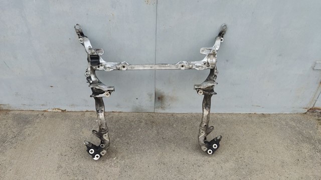 Поперечина передней подвески 95B399315B PORSCHE