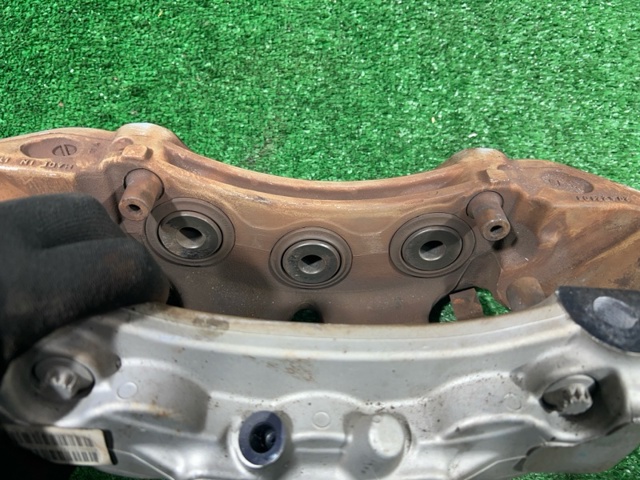 95B615123H PORSCHE Суппорт тормозной передний левый купить в Запорожье