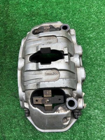 PORSCHE 95B615124A Суппорт тормозной передний правый в наличии Украина