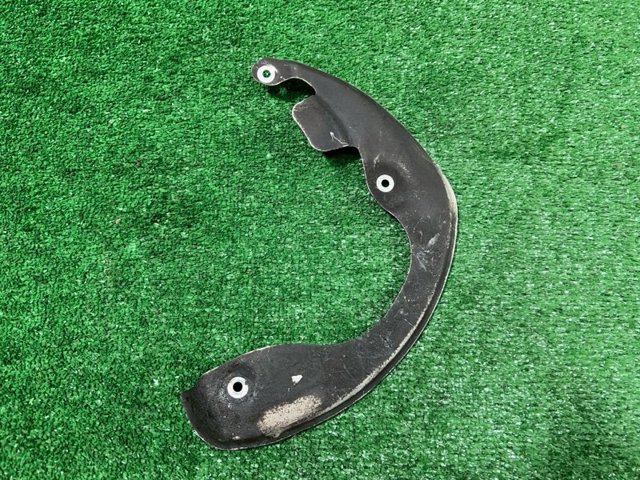 Кожух тормозного диска переднего правого 95B615312B PORSCHE