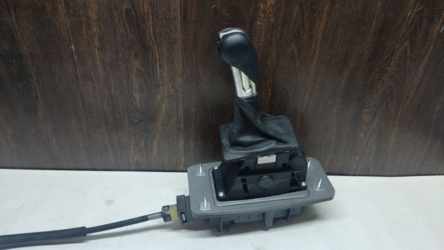Рукоятка рычага КПП 95B713139B8YR PORSCHE