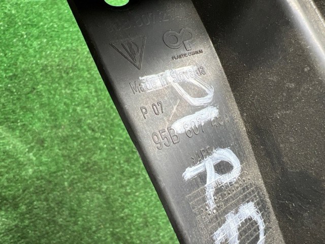 95B807254C PORSCHE Кронштейн бампера заднего внешний правый купить в Ровно