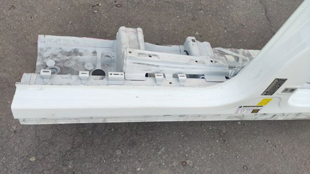 95B809029YGRV PORSCHE Крыло заднее левое купить в Чернигов