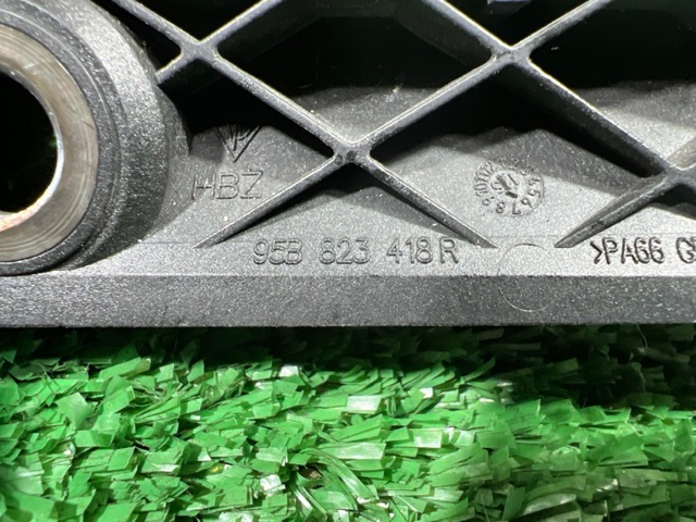 PORSCHE 95B823418 в наличии Винница