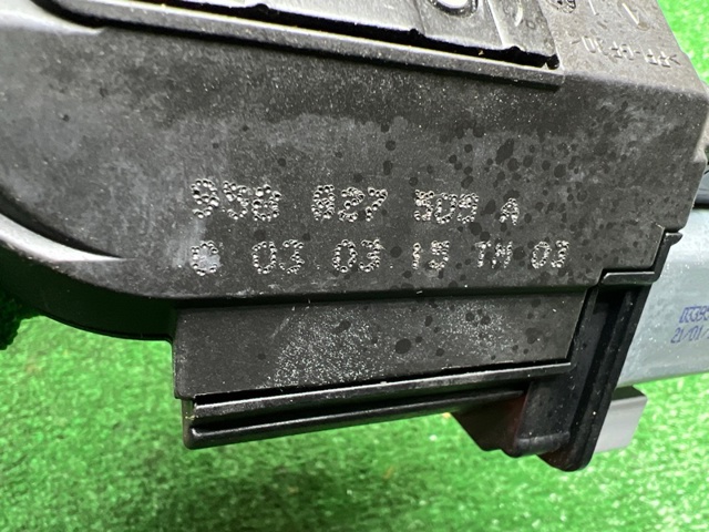 95B827505 PORSCHE Замок багажника купить в Николаев