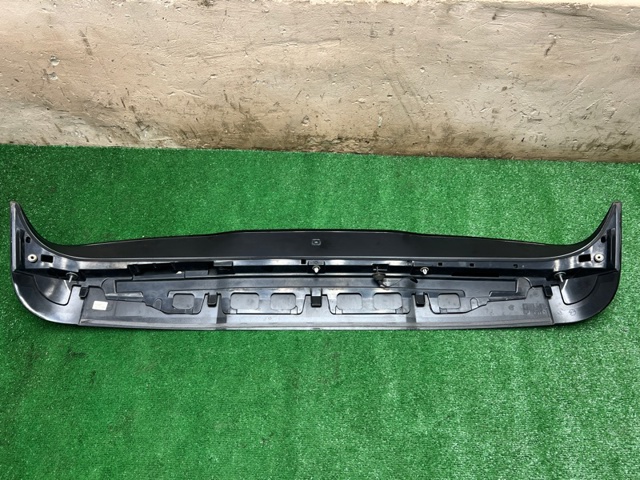 PORSCHE 95B827934DG2X Спойлер багажника (двери 3/5-й задней) в наличии Одесса