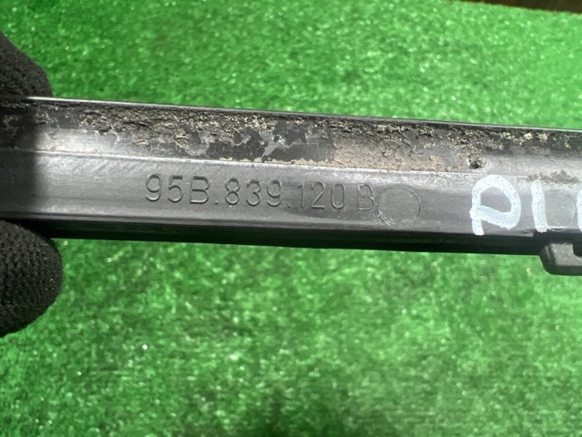 PORSCHE 95B839120B в наличии Киев