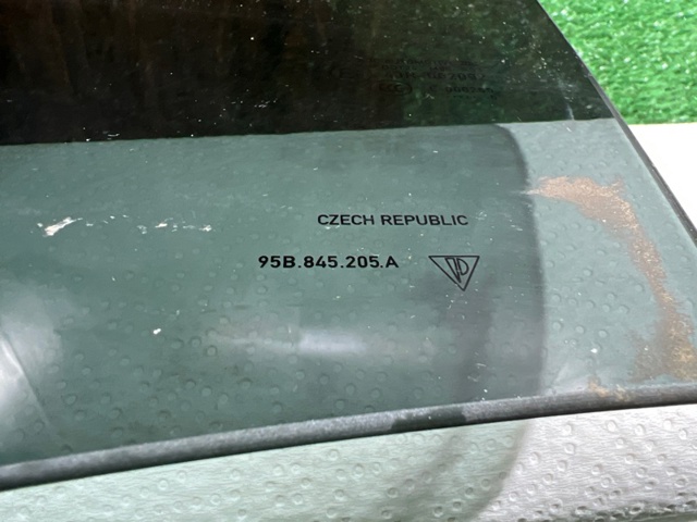 95B845205A PORSCHE Стекло двери задней левой купить в Одесса