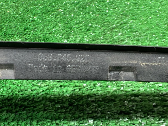 PORSCHE 95B8453281E0 в наличии Ужгород