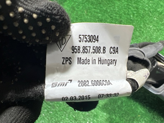 95B857528G2X PORSCHE Накладка (крышка) зеркала заднего вида правая купить в Львов