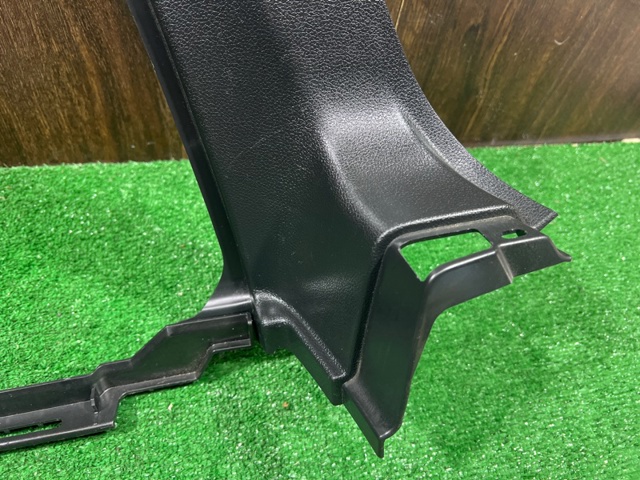95B863880ZG1 PORSCHE Облицовка багажного отсека правая купить в Ужгород