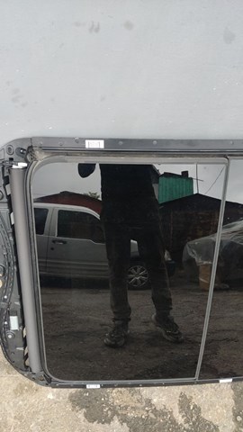 PORSCHE 95B877941 Рама люка в наличии Львов