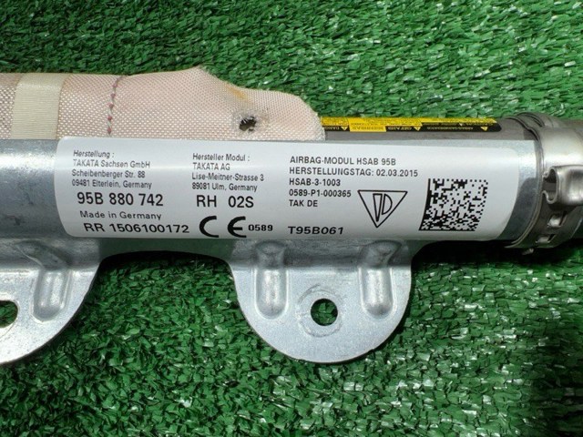 PORSCHE 95B880742 Подушка безопасности (AIRBAG) шторка боковая правая в наличии Киев